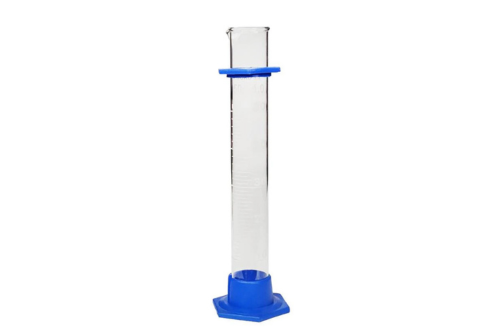 How to Use a Graduated Cylinder for Accurate Liquid Measurement