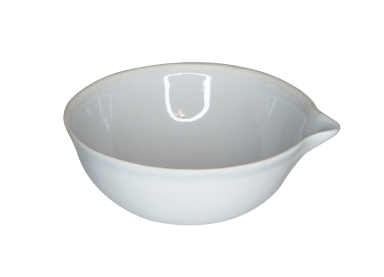 Porcelain Evaporating Dish 50ml capacity. Size 70mm diameter x 28mm height.