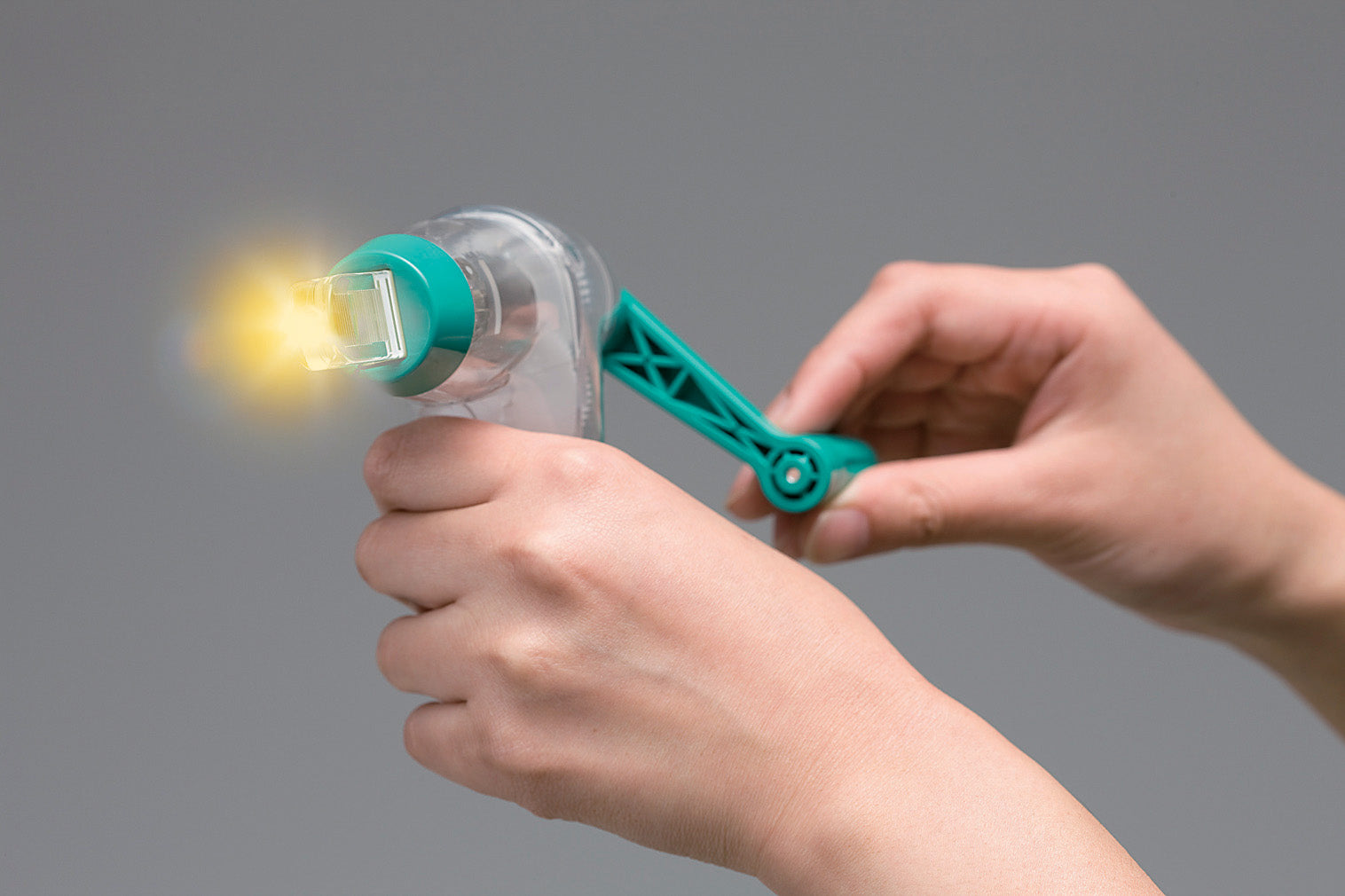 Lamp Miniature Bulb Adapter LED (Yellow) for GeneconⓇ V3. Made by Narika Corporation.