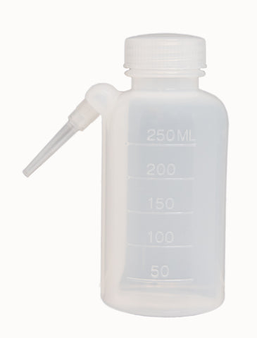 Wash Bottle, Graduated, Polyethylene, 250ml capacity.  Case of 250.